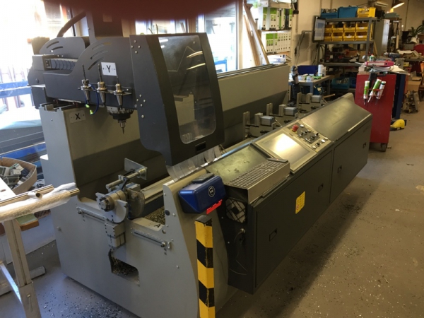 ����� ��������� �������� �� Schüco AF200